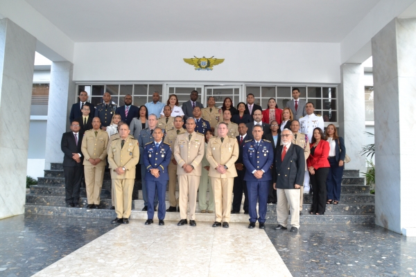 EGAEE recibe a XVII Promoción de la Maestría en Defensa y Seguridad Nacional